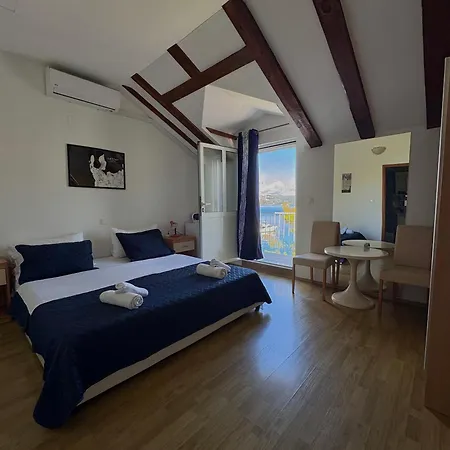 Boras Lux 챠브타트